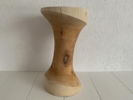 Hocker aus Amberholz, ca. 50 cm hoch